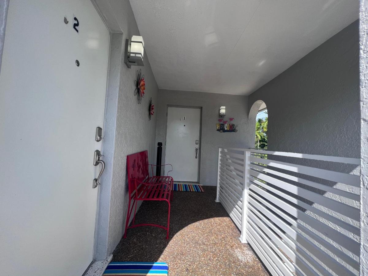 Stylish Studio Apartment By Miami International Airport Exterior photo